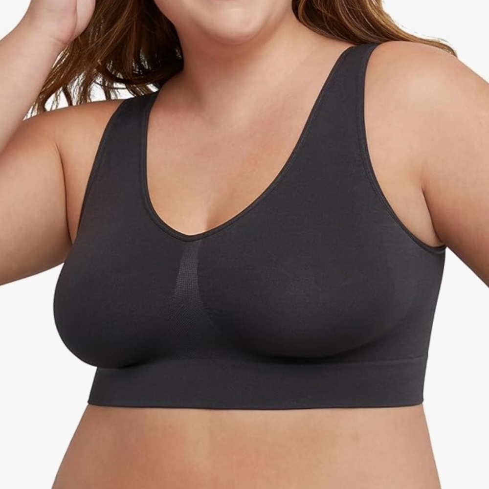 NWT Hanes Just My Size Women's Black Seamless Bra, Size 3x.